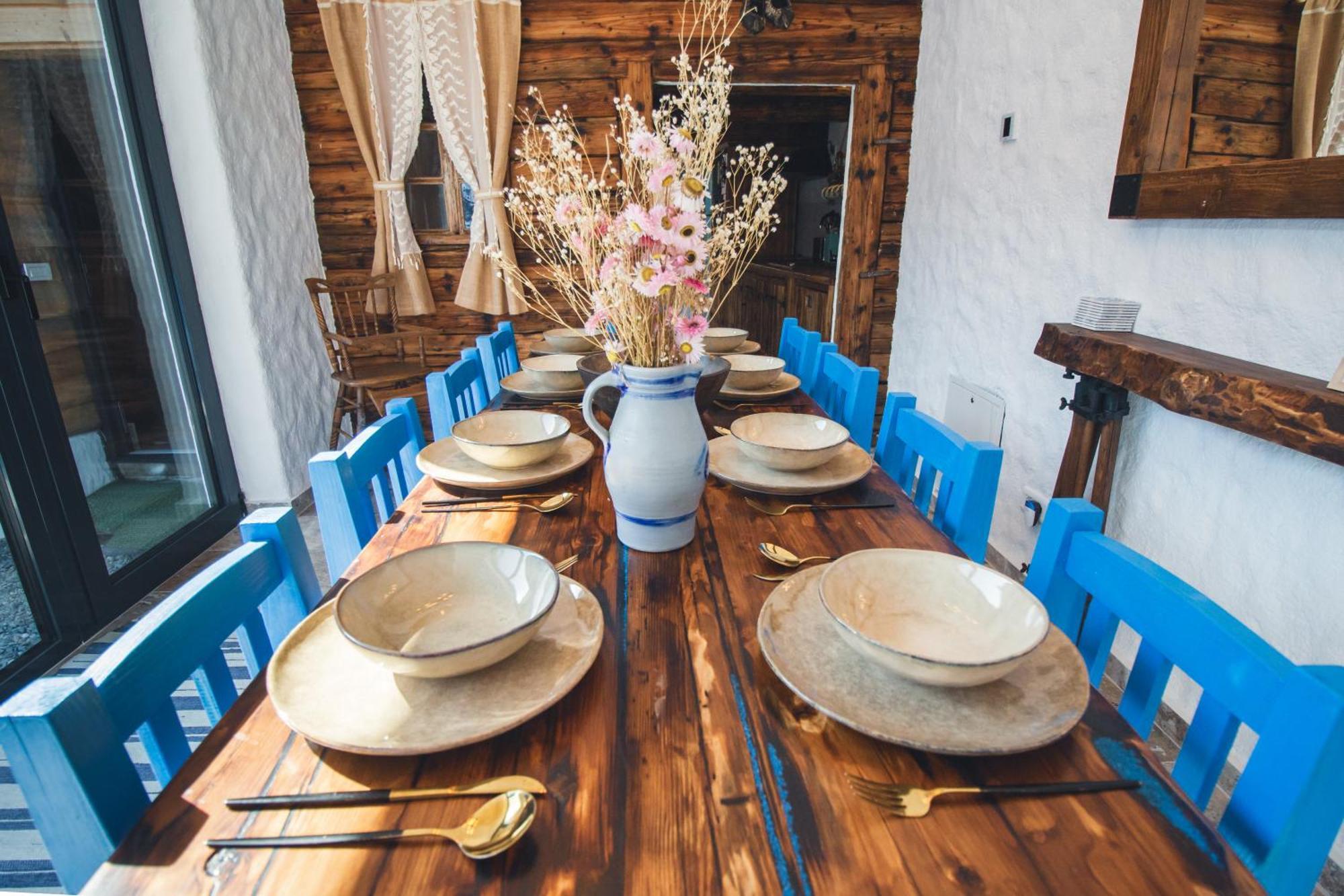 The Hut Retreat Holiday home